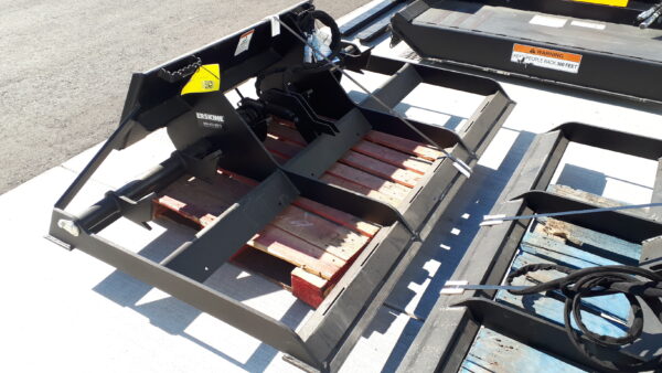 Erskine land plane Landscape Planer for skid steer with hydraulic scarifying teeth