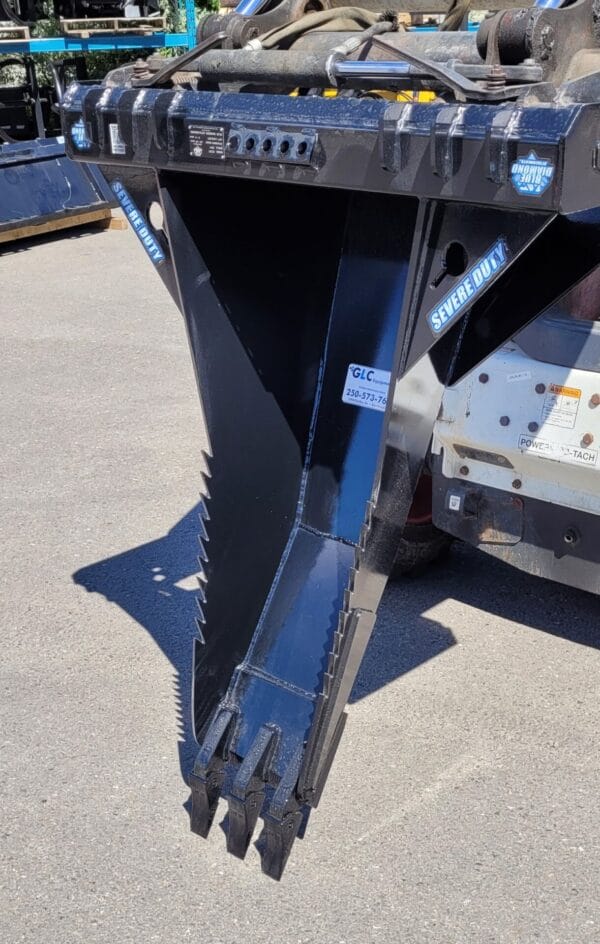 Stump bucket skid steer stump bucket