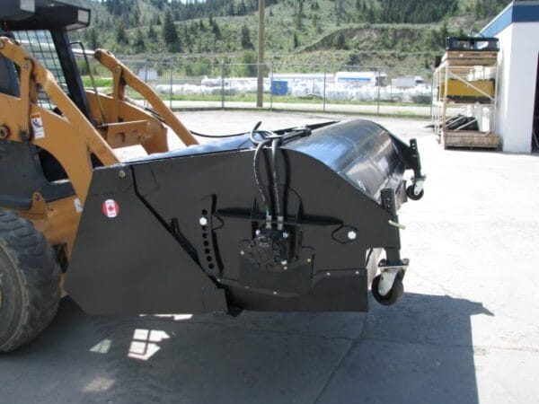 Brooms-Pick-Up-Martatch-2 Martatch pick up broom side view