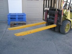 pallet fork extension mounted on fork lift