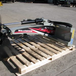 Wallenstein skid digger with bucket and thumb
