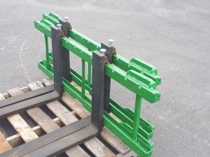 Pallet forks for JD 440