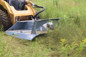 Baumalight CF572 on Cat skid steer mowing weeds