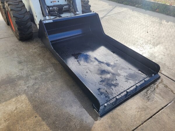 conveyor bucket front