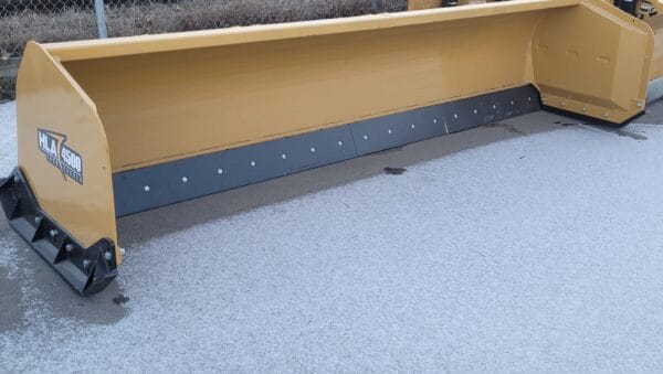 HLA 4500 Snow Pusher
